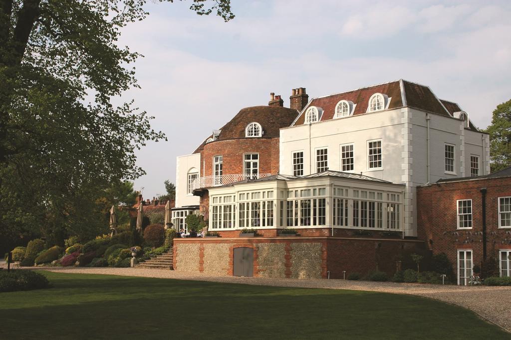 St Michael'S Manor Hotel - St Albans Exterior photo